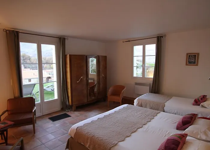 Couette-café Casa Vanella 3*